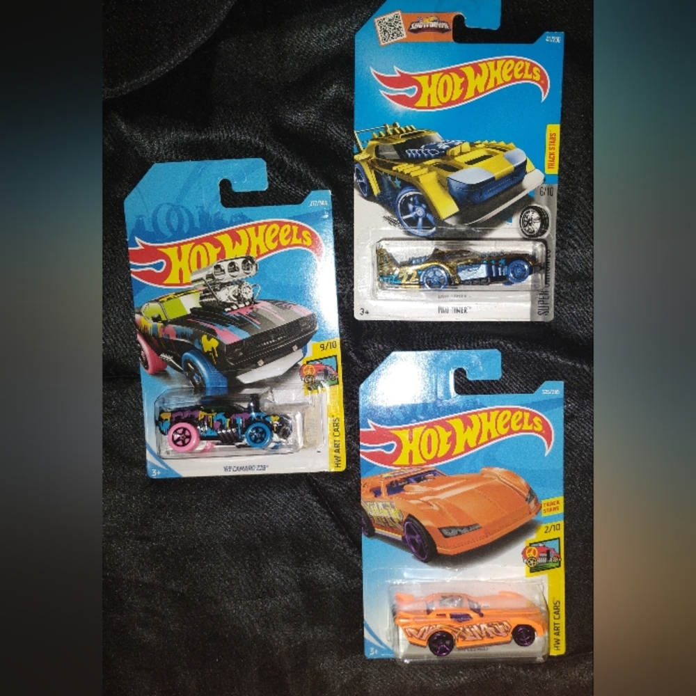 🚗 Hot wheels 🚨Choose 1+ - Picture 9 of 12